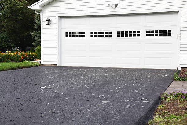 Affordable siding repair and maintenance services in Deer Lodge, MT